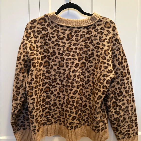 American Eagle Leopard Print Sweater - Picture 2 of 3